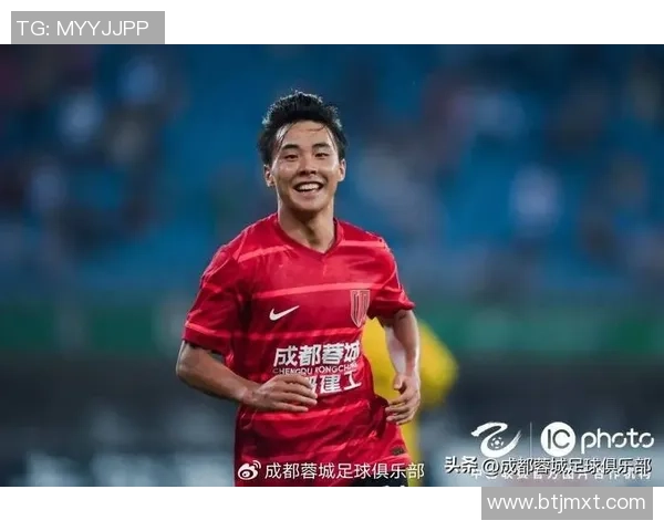 足球明星球员的梦想与坚持:我的个人宣言与未来展望